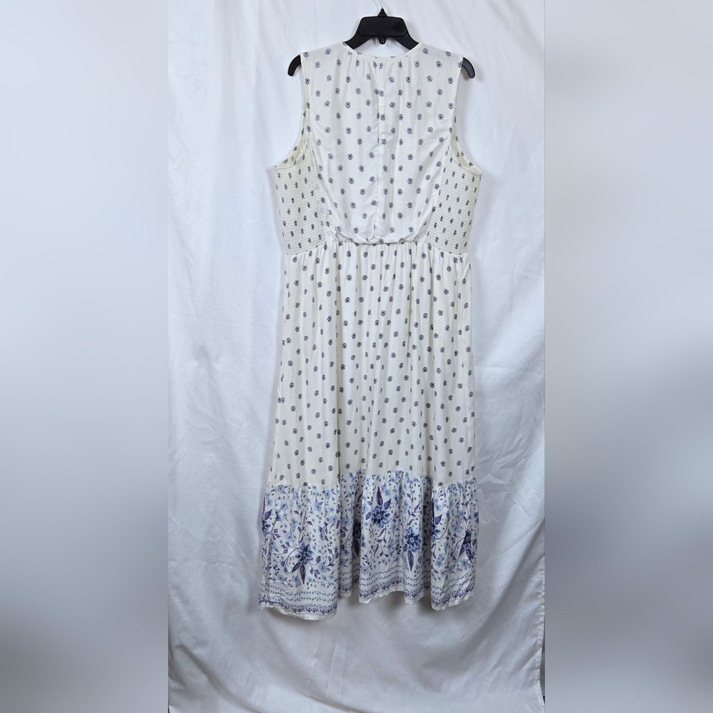 Old‎ Navy Womens Blue White Floral Smocked Fit & Flare Midi Peasant Dress XL New - Picture 7 of 14